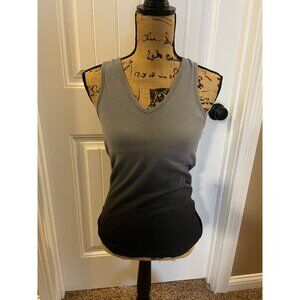Women’s grey ombré athletic top